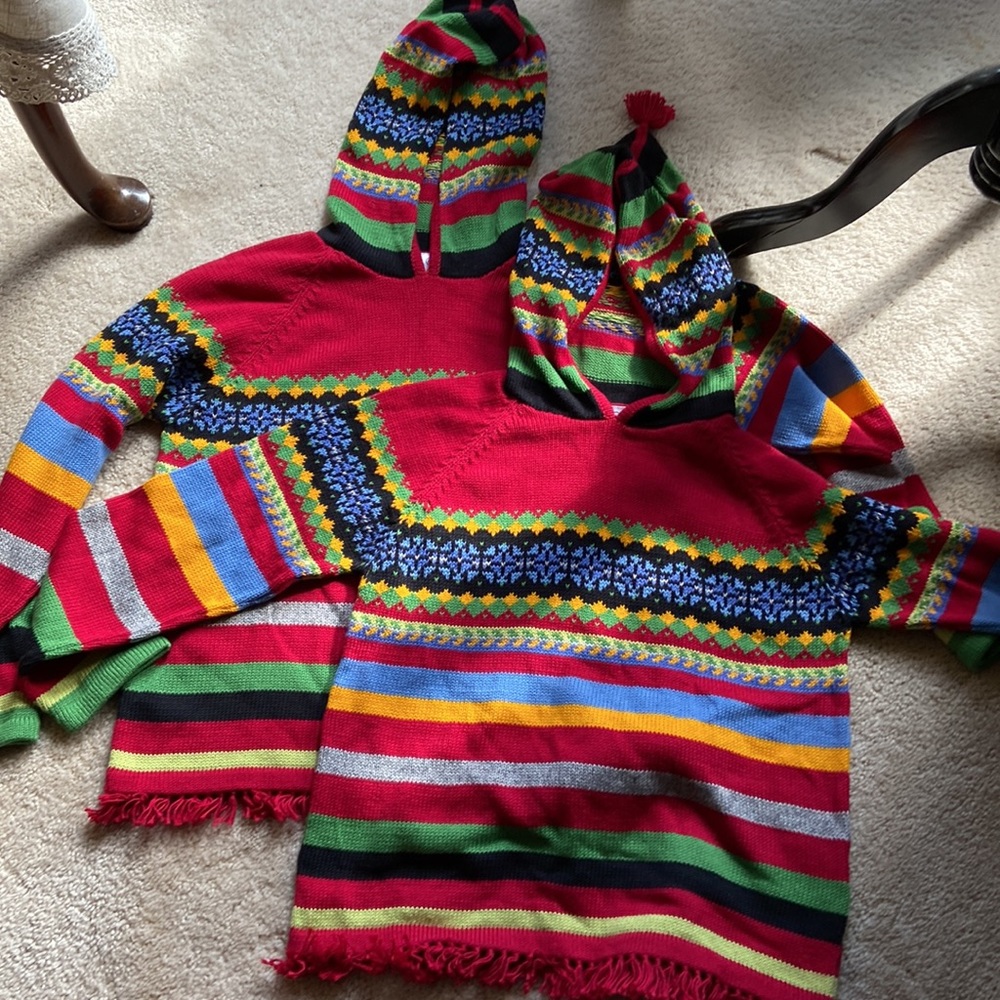 Hanna Andersson hooded sweaters Christmas Sizes 150 and 160 children